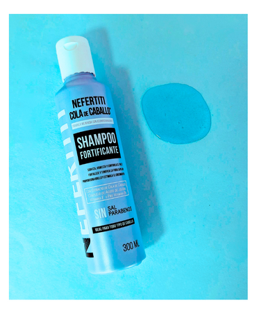 NEFERTITI COLA DE CABALLO SHAMPOO 300 ML.
