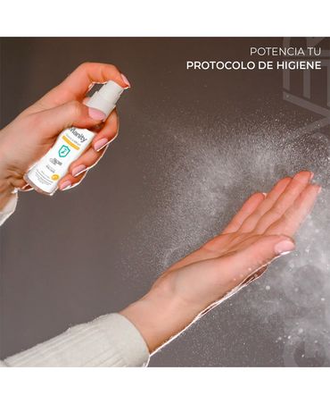 GLOSS OVER MANITY SANITIZANTE CON PROTECCION UV LIGHT 200 ML.