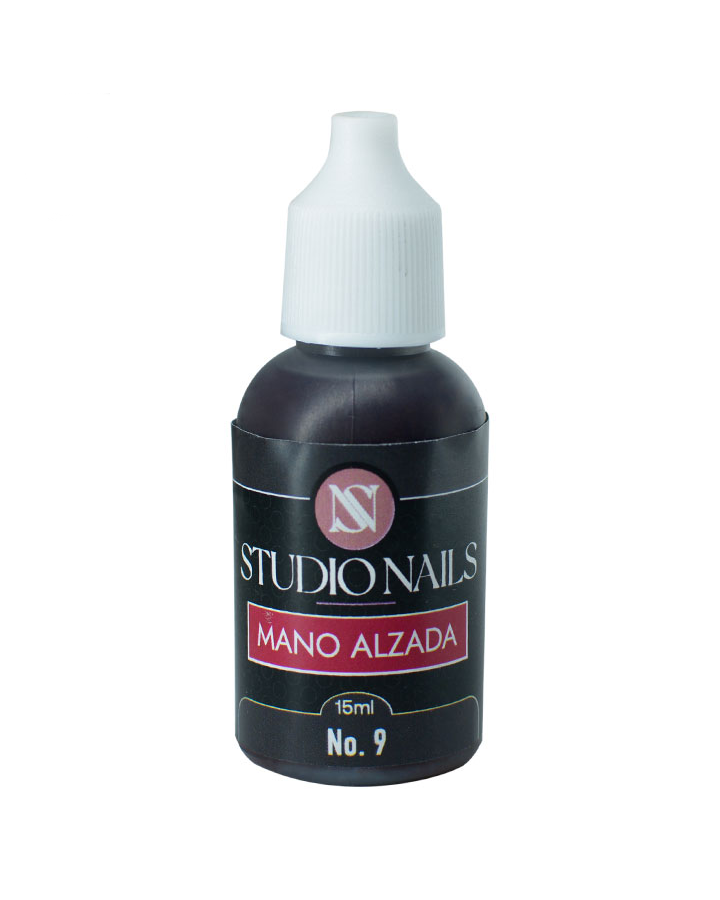 STUDIO NAILS PINTURA MANO ALZADA 15 ML. #09 CAFE