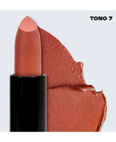 SUESY LABIAL EN BARRA TONO 7